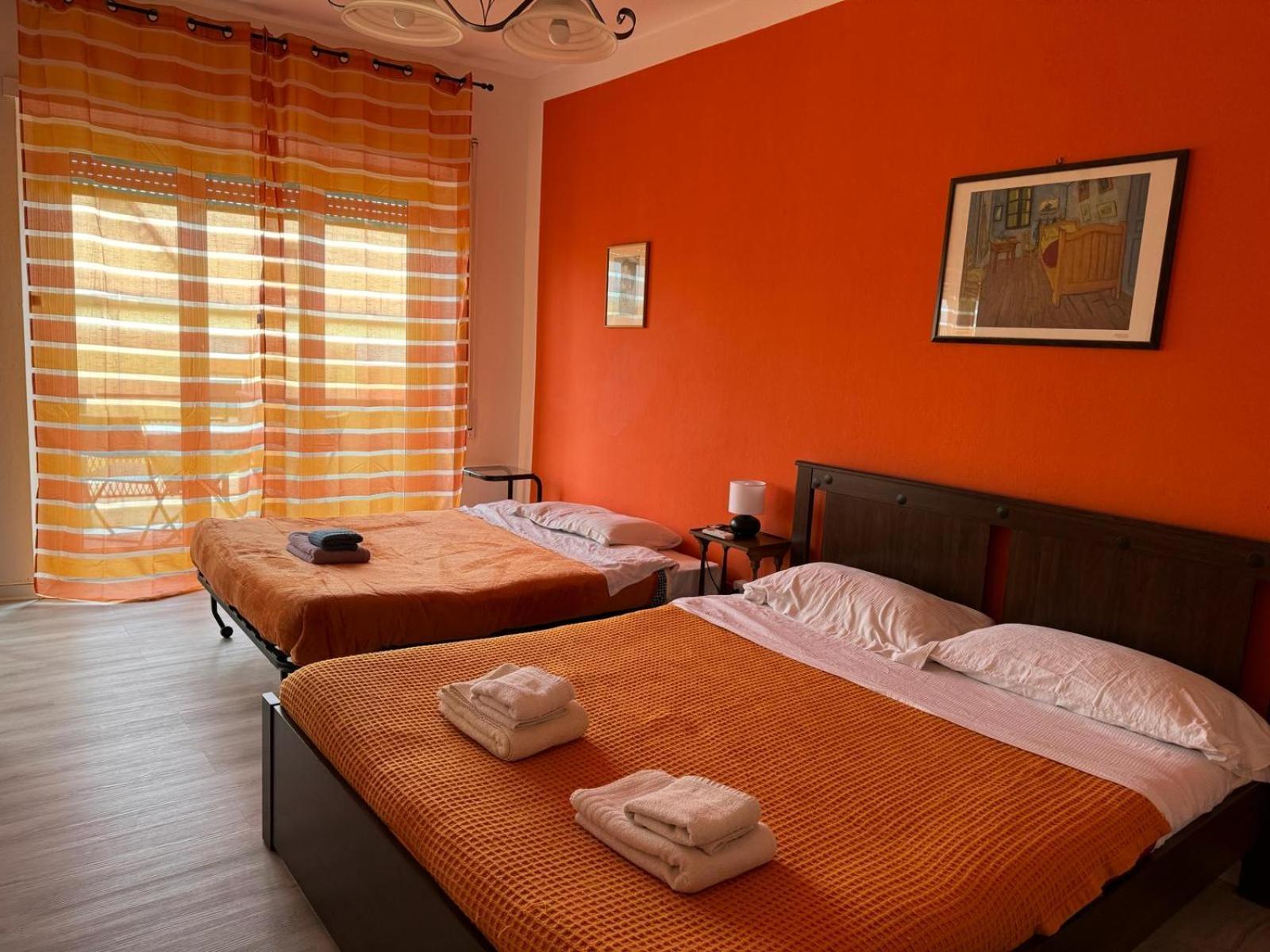 Bibbi'S House San Lorenzo Рим Екстериор снимка